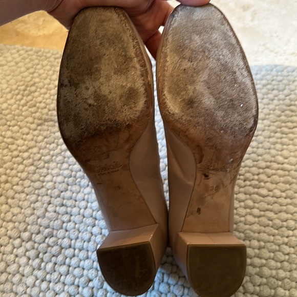 Chloe Lauren Scallopen Leather Nude block heel pumps - Picture 5 of 6